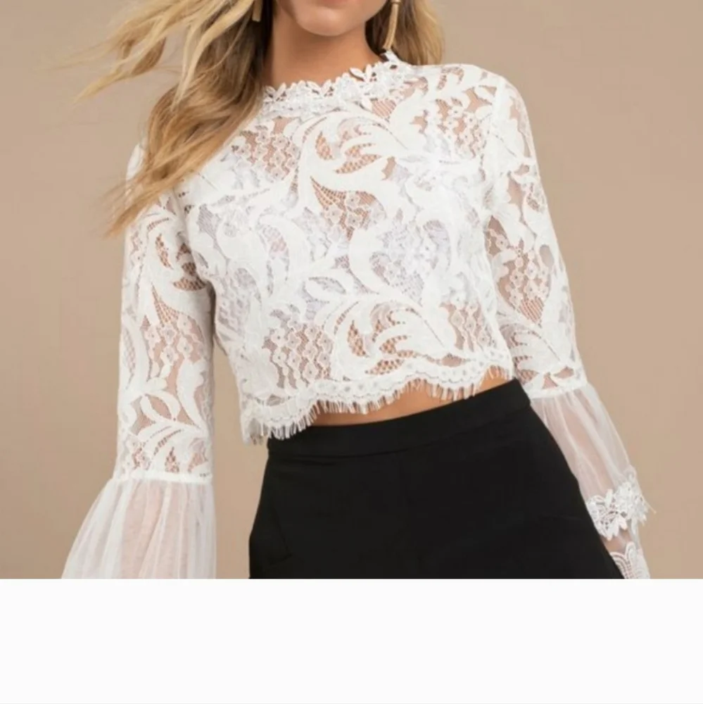 Lace Crop Top with Tulle Bell Sleeves Chelsea size small  like new without tag - Picture 5 of 12